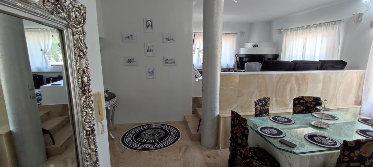 Ixian House Apartment Εξωτερικό φωτογραφία