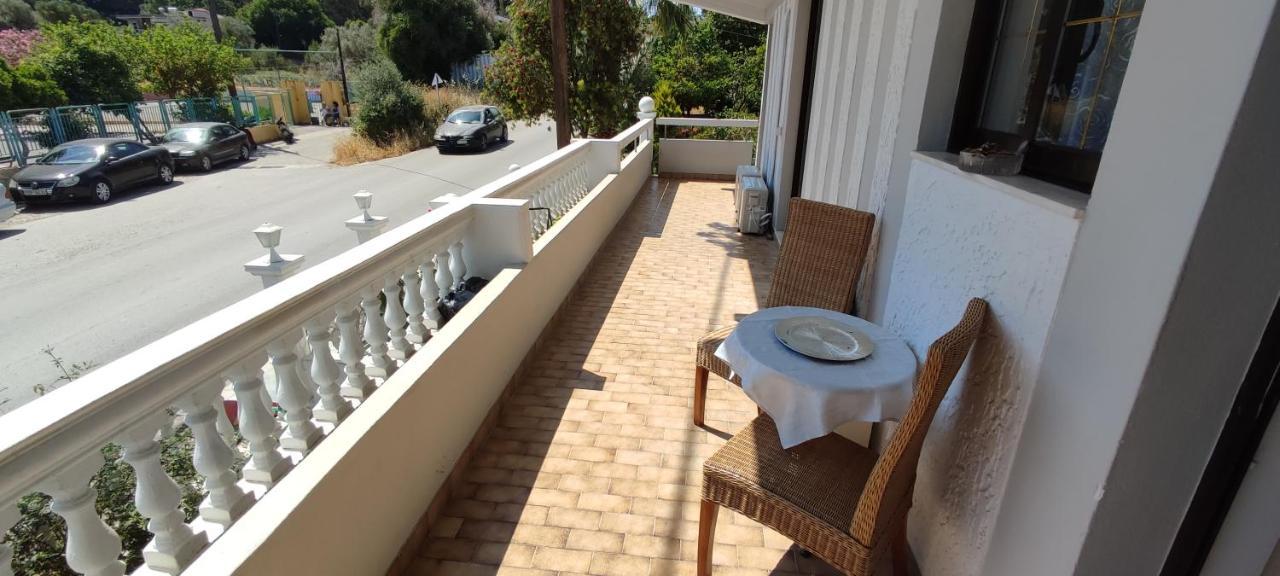 Ixian House Apartment Εξωτερικό φωτογραφία